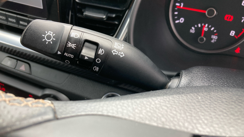 Kia Stonic 1.0T GDi 48V GT-Line S 5dr DCT Petrol Estate